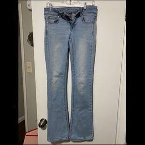 American Eagle super stretch low rise kick boot denim jeans 4 long